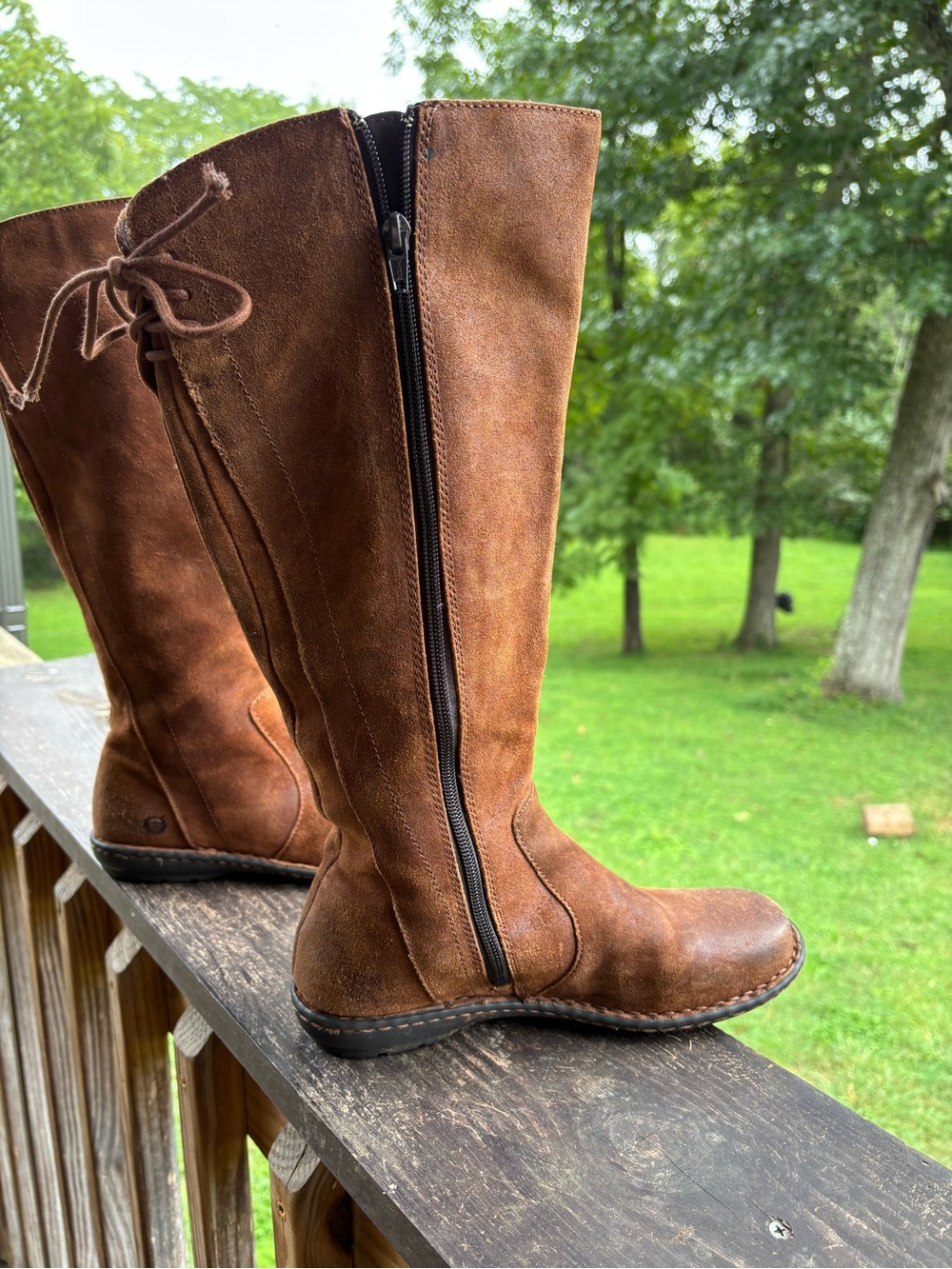 Born Women’s 7 M Brown Leather Tall Riding Boots Side Zip Lace Back Boho RenFair - Picture 12 of 14